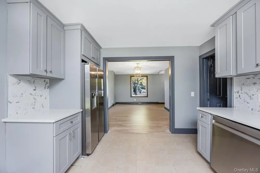 99 Ontario Street Port Jefferson Station, NY 11776