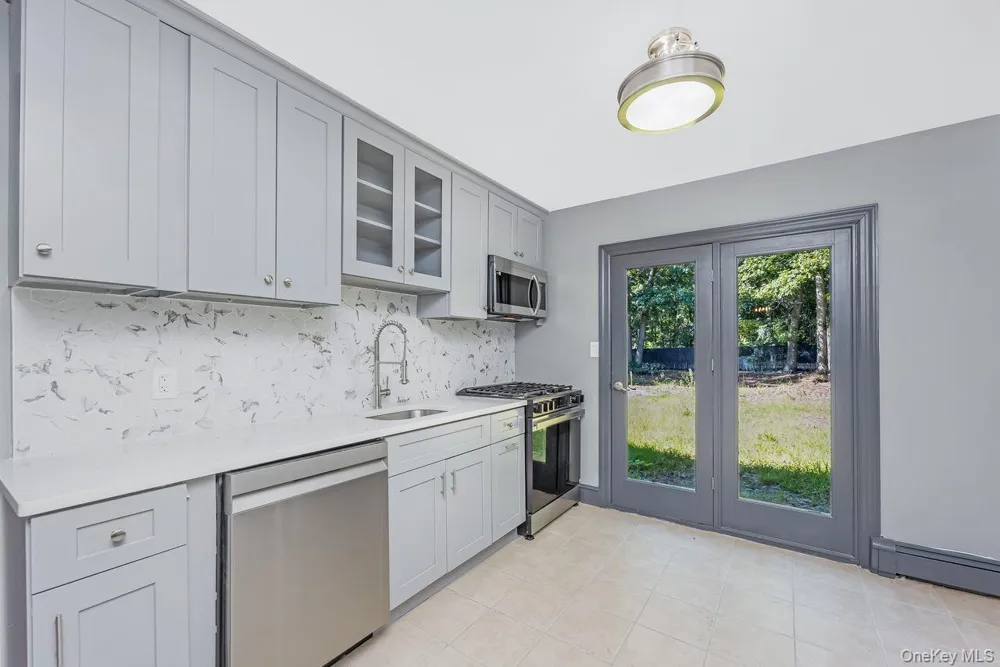 99 Ontario Street Port Jefferson Station, NY 11776