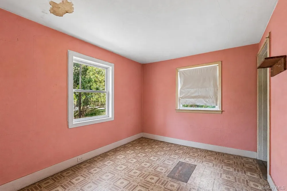 35 Spinner Lane East Hampton, NY 11937