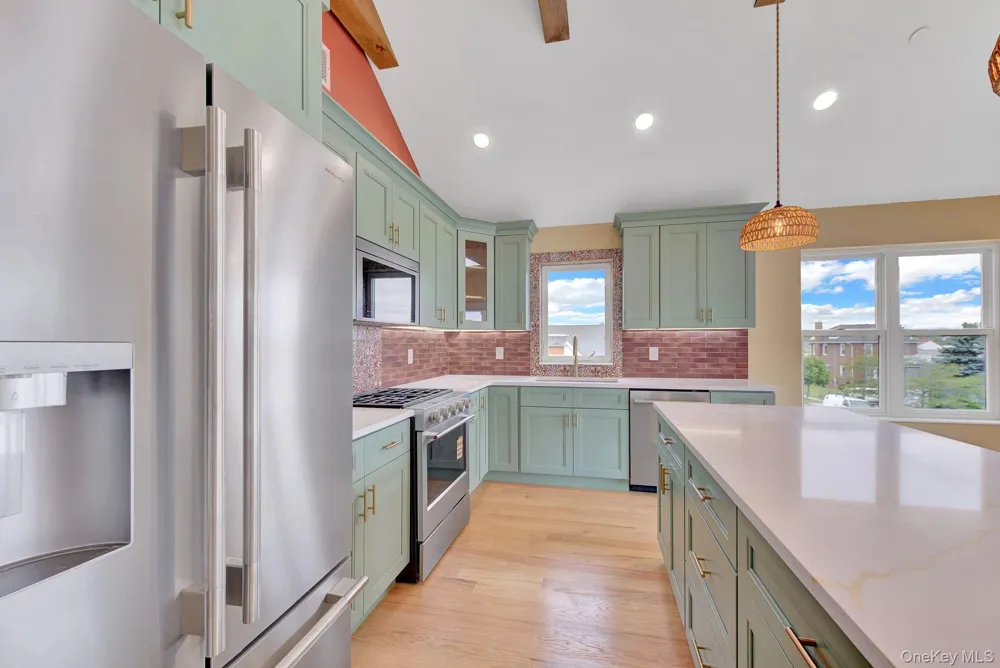 328 E Chester Street #2 Long Beach, NY 11561