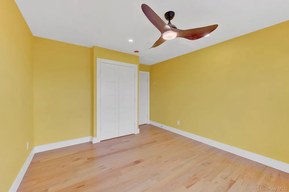 328 E Chester Street #2 Long Beach, NY 11561