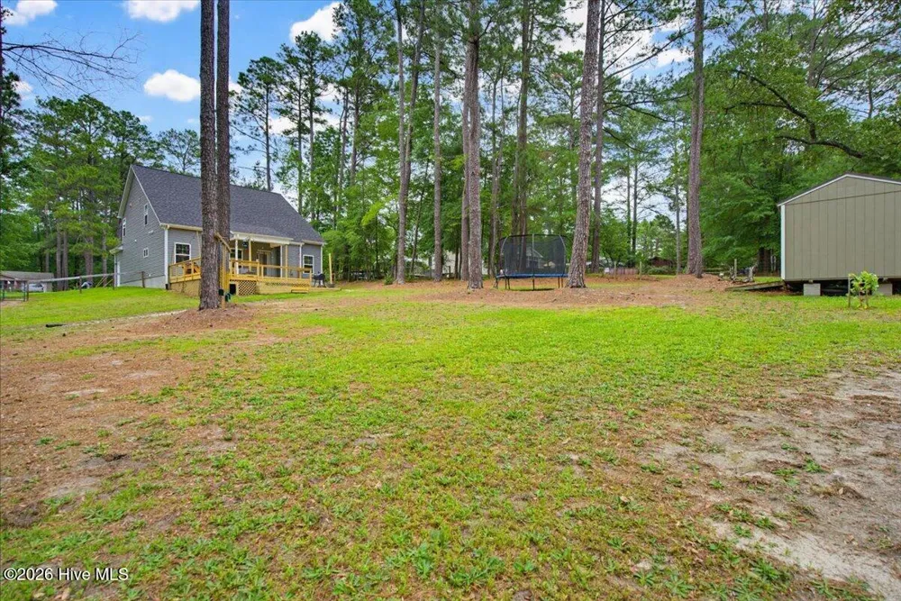 598 E L Ives Drive Aberdeen, NC 28315