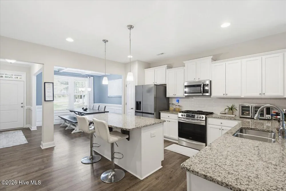 598 E L Ives Drive Aberdeen, NC 28315
