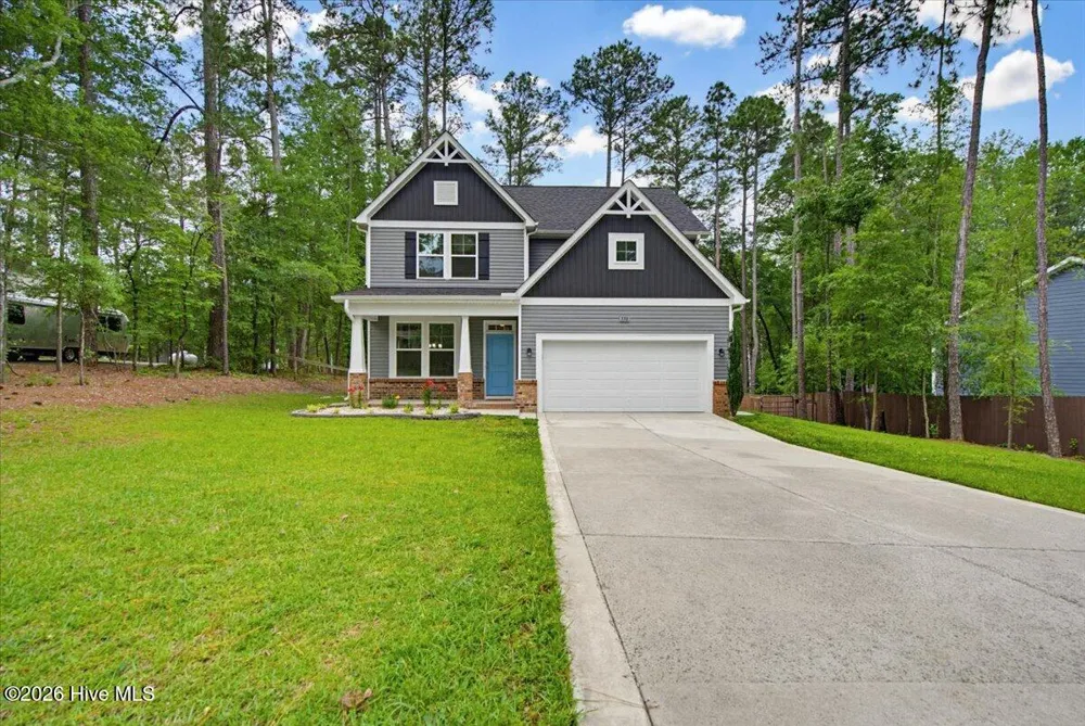 598 E L Ives Drive Aberdeen, NC 28315