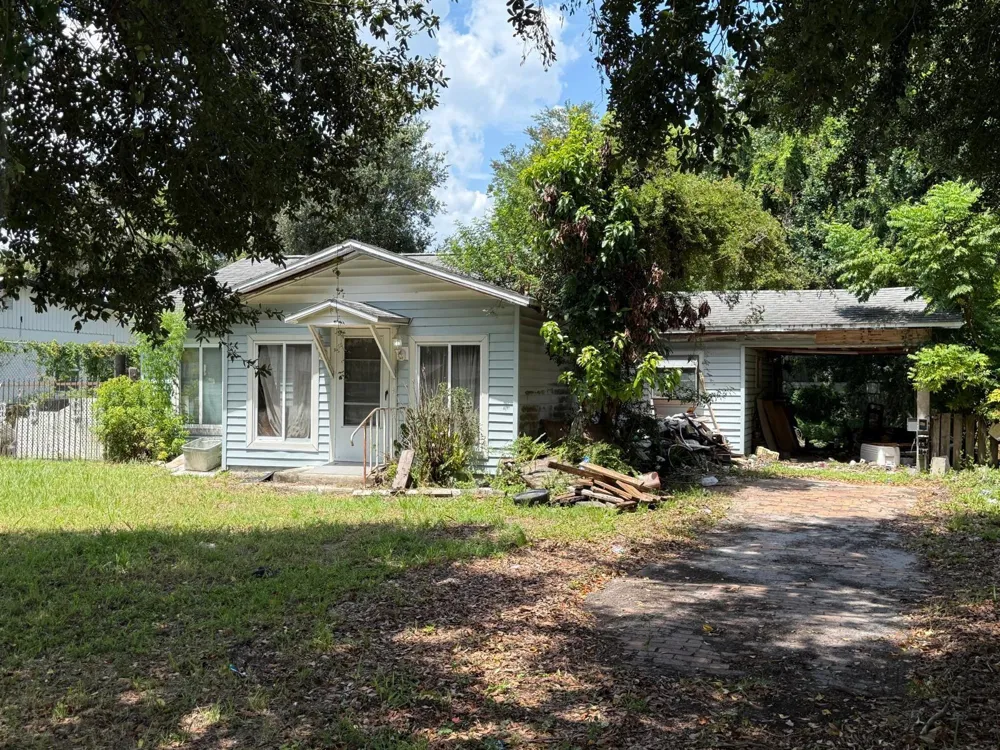 2358 OLD DIXIE HIGHWAY Kissimmee, FL 34744
