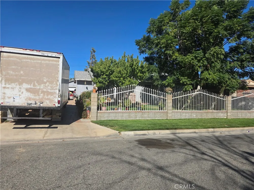 38733 36th E Palmdale, CA 93550