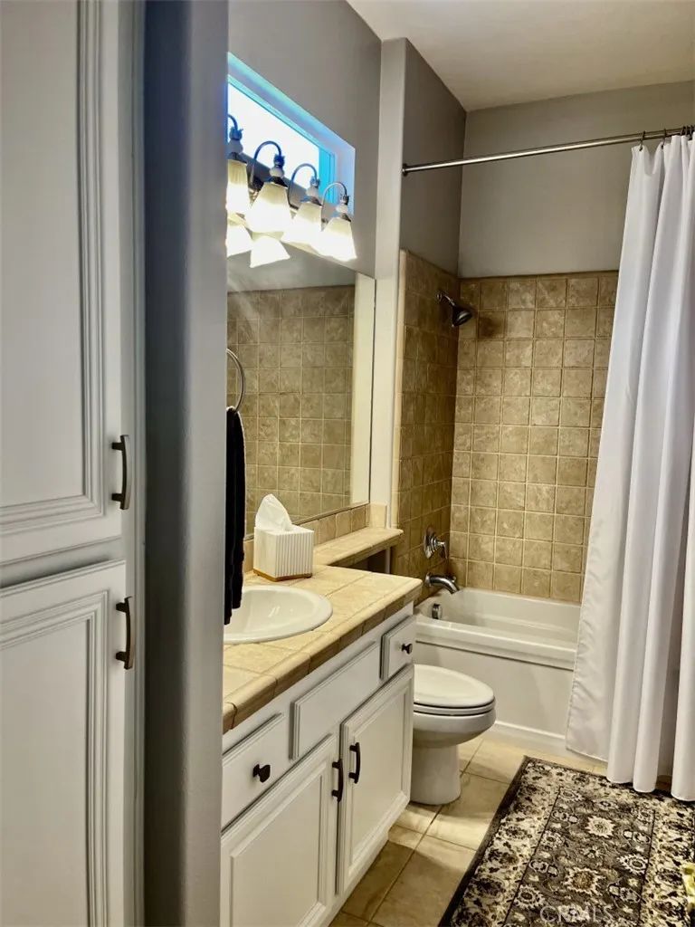 23946 Kaleb Drive Corona, CA 92883