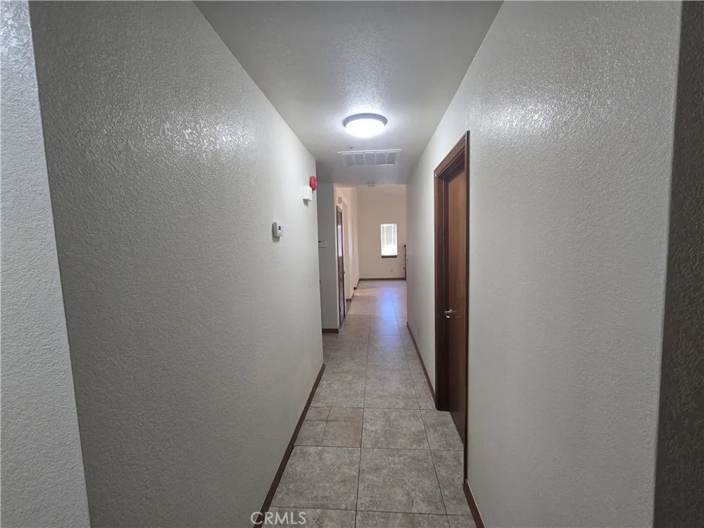 7057 W Avenue H Lancaster, CA 93536