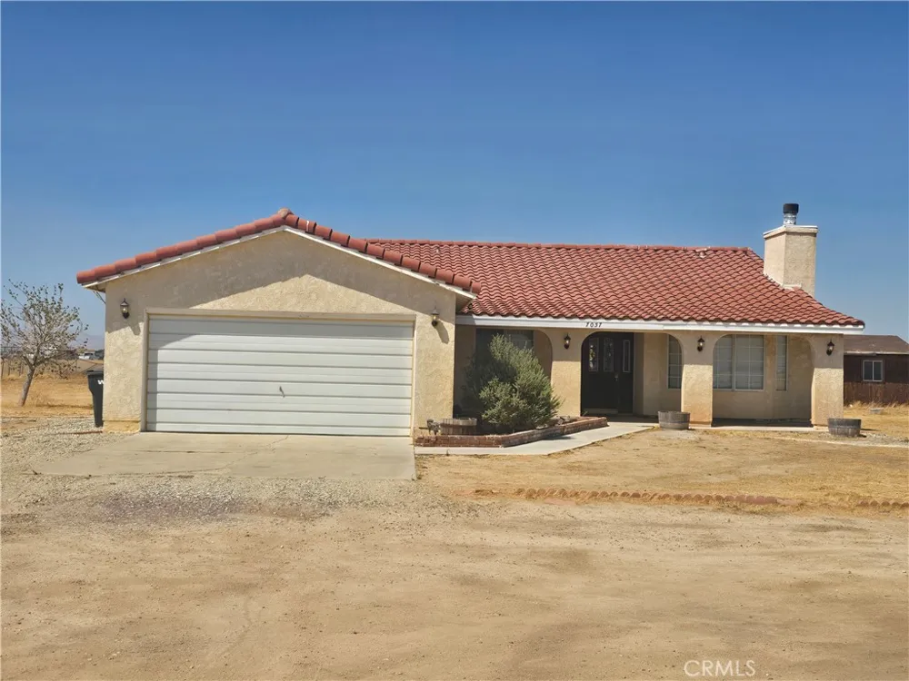 7057 W Avenue H Lancaster, CA 93536