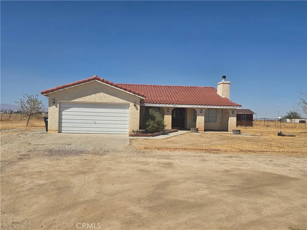 7057 W Avenue H Lancaster, CA 93536