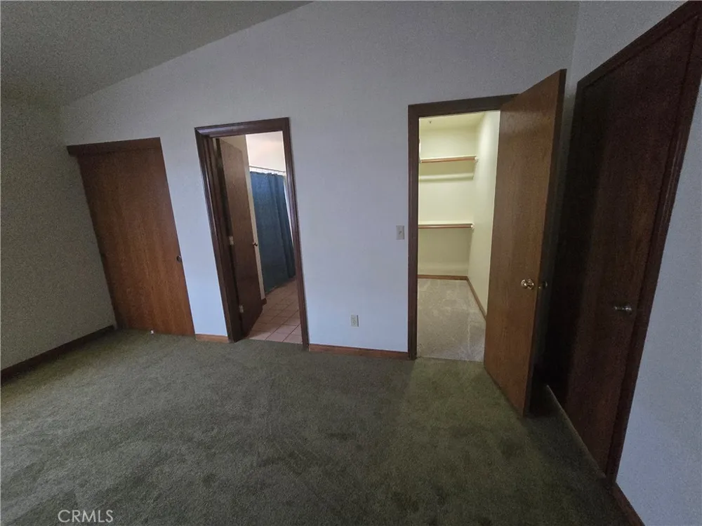 7057 W Avenue H Lancaster, CA 93536