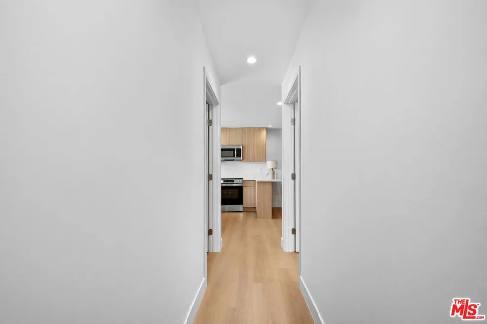 833 5th Street #100 Santa Monica, CA 90403