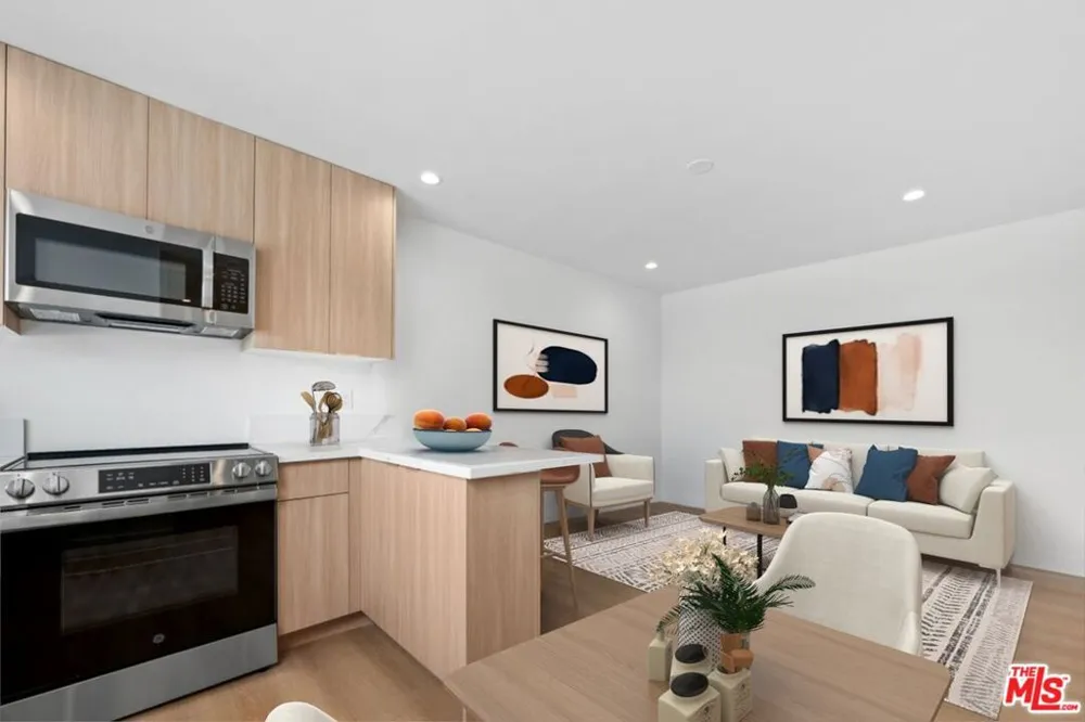 833 5th Street #100 Santa Monica, CA 90403