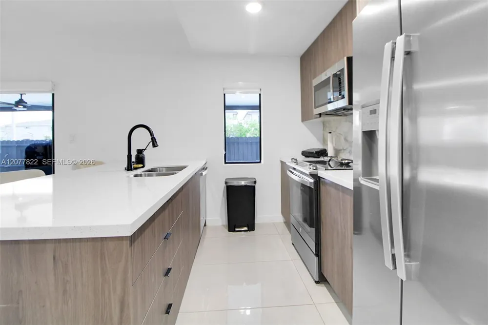 320 NW 13th Ct Florida City, FL 33034