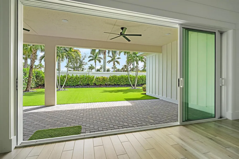 12176 Waterstone Circle Palm Beach Gardens, FL 33412