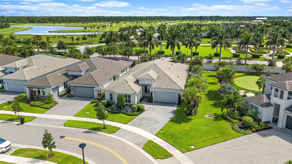 12176 Waterstone Circle Palm Beach Gardens, FL 33412