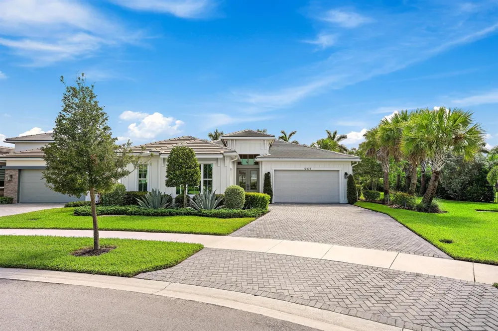 12176 Waterstone Circle Palm Beach Gardens, FL 33412