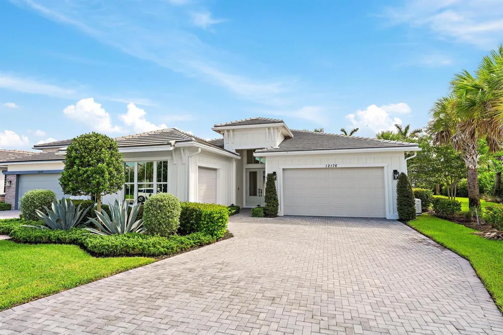 12176 Waterstone Circle Palm Beach Gardens, FL 33412