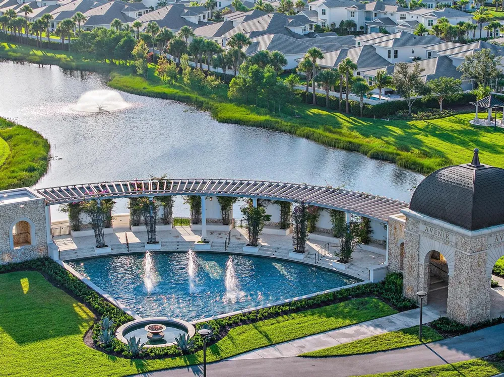 12176 Waterstone Circle Palm Beach Gardens, FL 33412