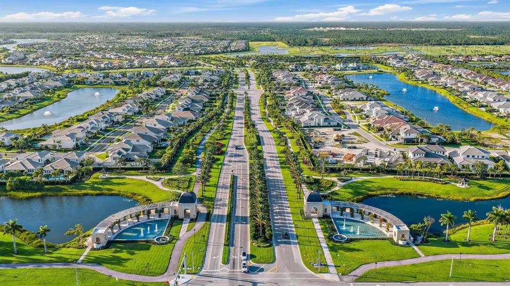 12176 Waterstone Circle Palm Beach Gardens, FL 33412