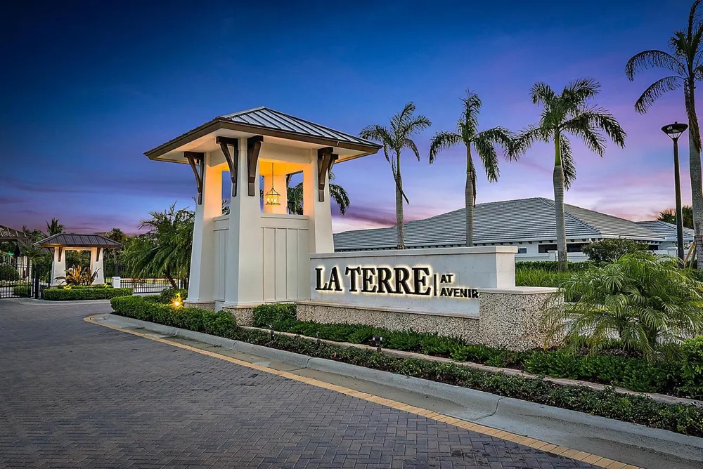 12176 Waterstone Circle Palm Beach Gardens, FL 33412