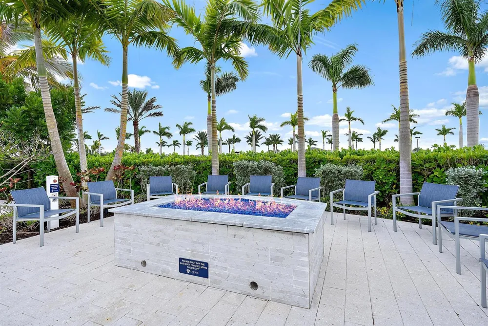 12176 Waterstone Circle Palm Beach Gardens, FL 33412