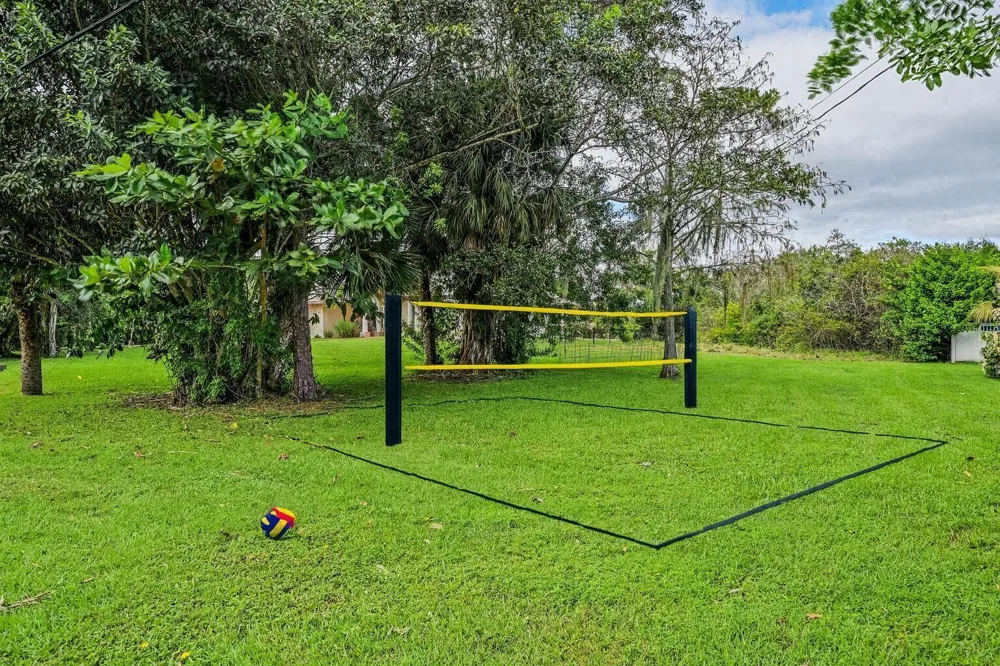 8671 155th Place Palm Beach Gardens, FL 33418
