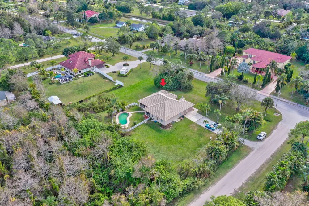 8671 155th Place Palm Beach Gardens, FL 33418