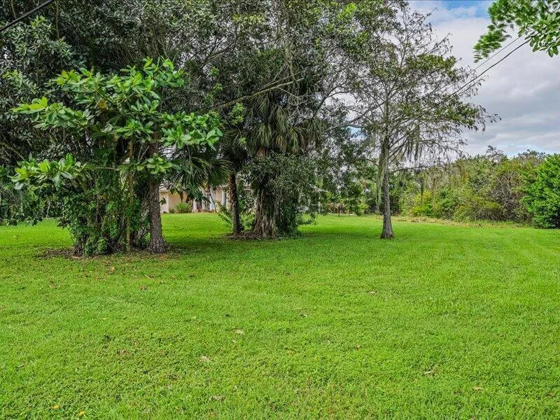 8671 155th Place Palm Beach Gardens, FL 33418