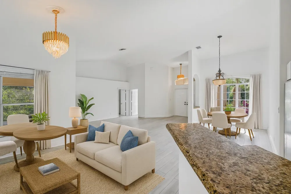 8671 155th Place Palm Beach Gardens, FL 33418