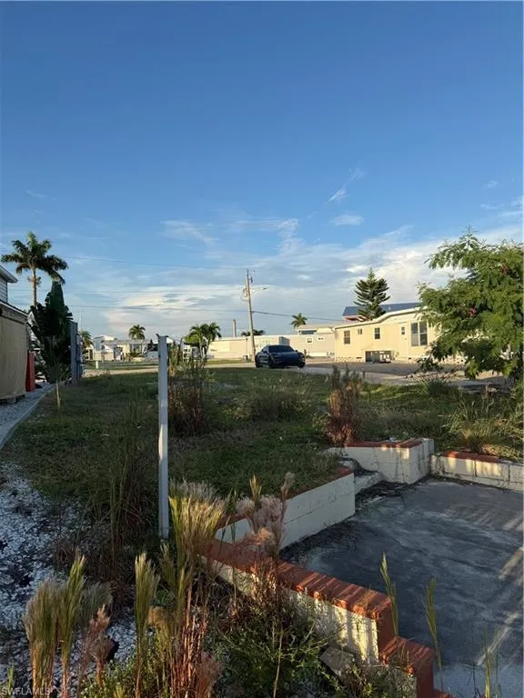 3853 Cherry Lane St. James City, FL 33956