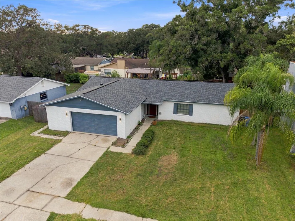 4313 FOXGLEN LANE Tampa, FL 33624