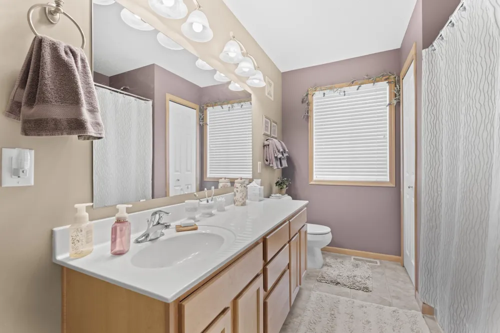 1877 Sandcherry Court NW Rochester, MN 55901