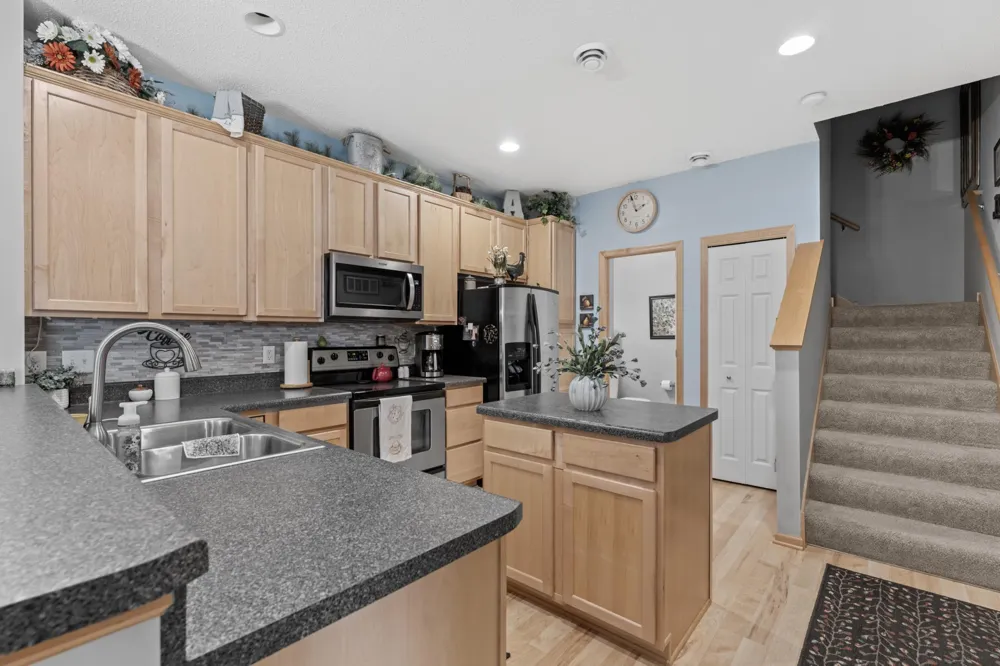 1877 Sandcherry Court NW Rochester, MN 55901