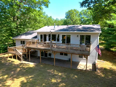 29923 Cranberry Lane