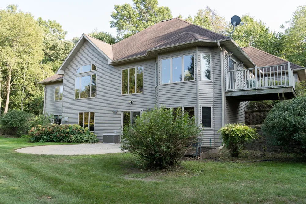 S51 Deer Run Road Mondovi, WI 54755