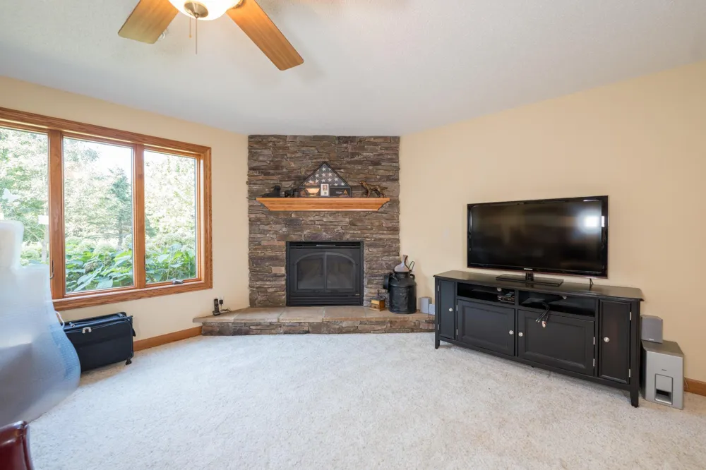 S51 Deer Run Road Mondovi, WI 54755