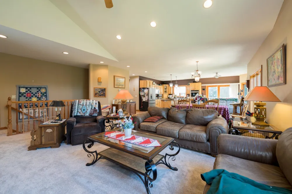 S51 Deer Run Road Mondovi, WI 54755