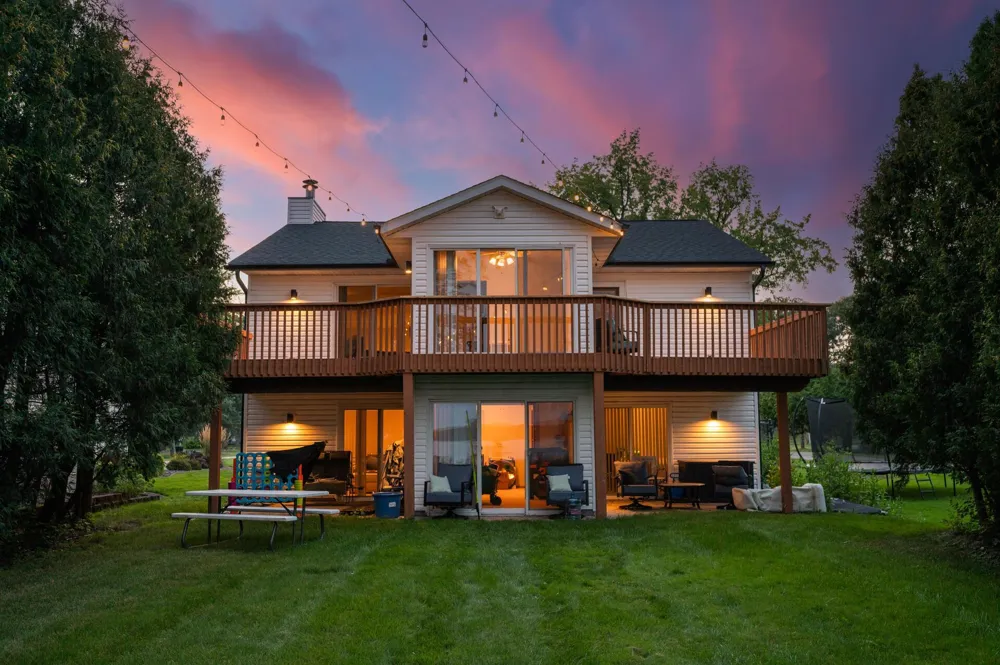 1055 Shore Drive Forest Lake, MN 55025