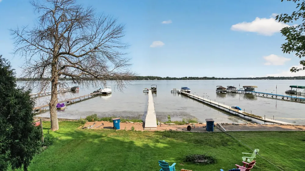1055 Shore Drive Forest Lake, MN 55025