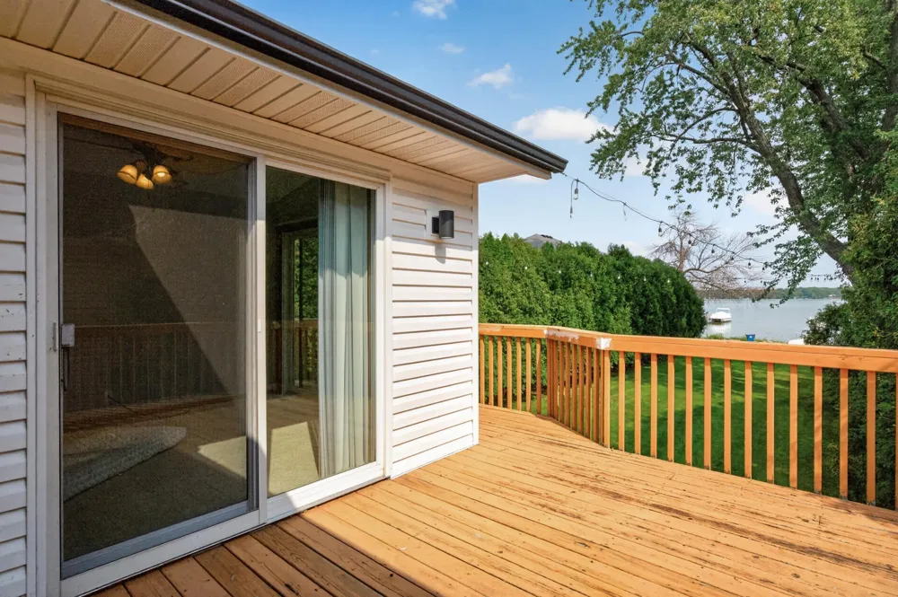 1055 Shore Drive Forest Lake, MN 55025
