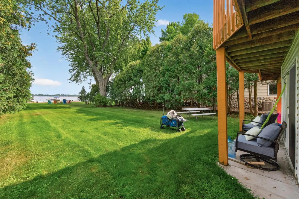 1055 Shore Drive Forest Lake, MN 55025