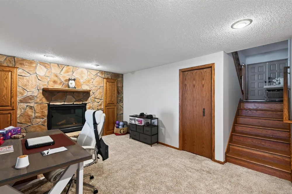 1055 Shore Drive Forest Lake, MN 55025