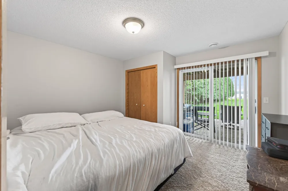 1055 Shore Drive Forest Lake, MN 55025