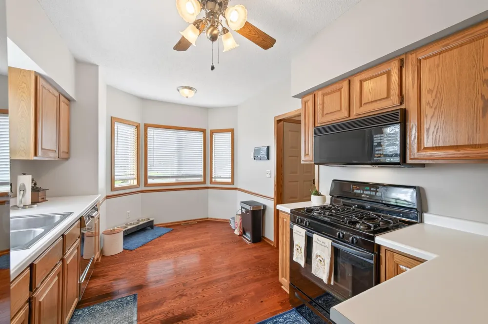 1055 Shore Drive Forest Lake, MN 55025