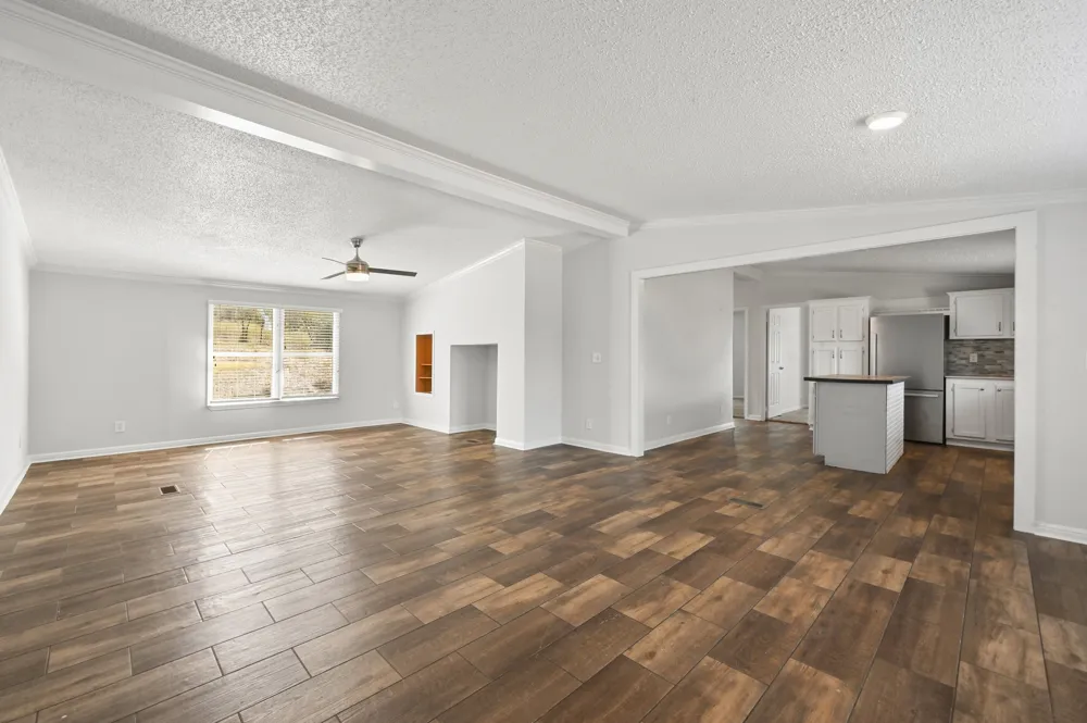 871 Political Road Lockhart, TX 78644