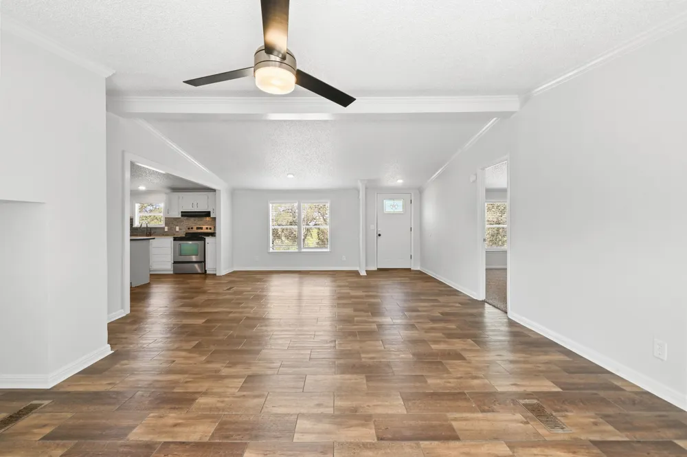 871 Political Road Lockhart, TX 78644