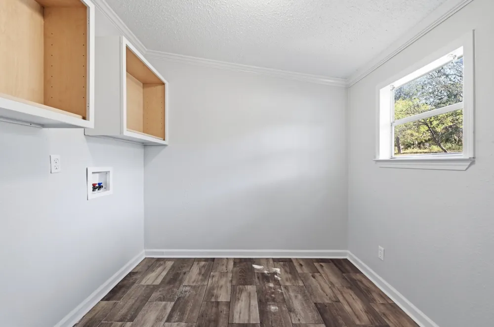 871 Political Road Lockhart, TX 78644