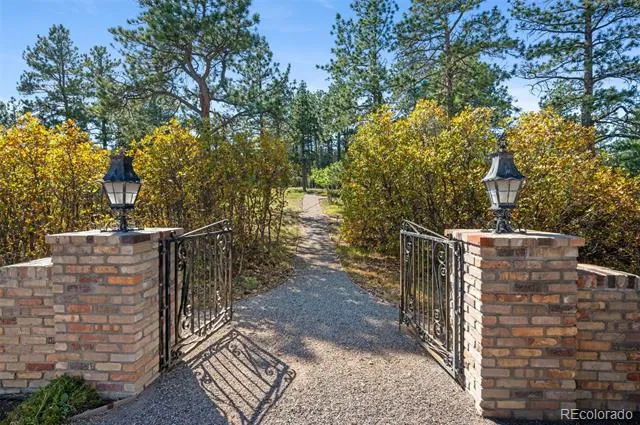 7225 Box Canyon Road Sedalia, CO 80135