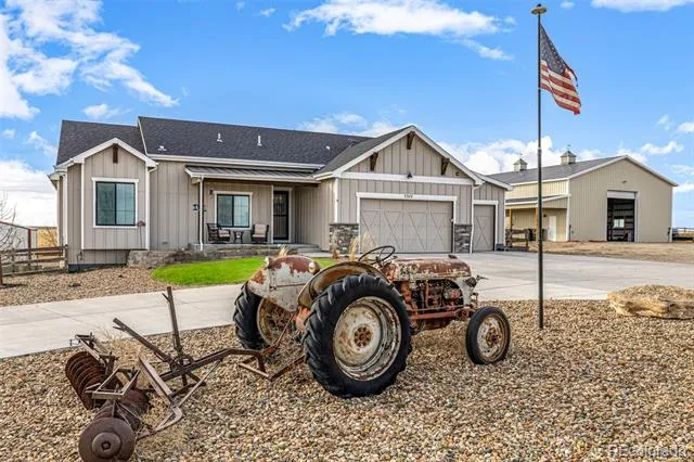 7377 Van Sickle Street Strasburg, CO 80136